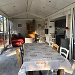 Holiday home Les Coquillages De *