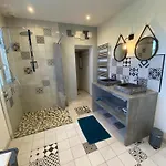 Holiday home Les Coquillages De *